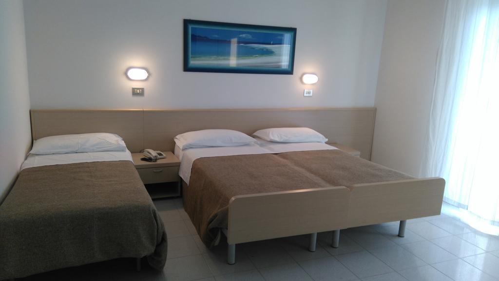 Hotel Monti 리미니 외부 사진